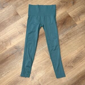 Tone it up Women’s Teal Leggings size Medium